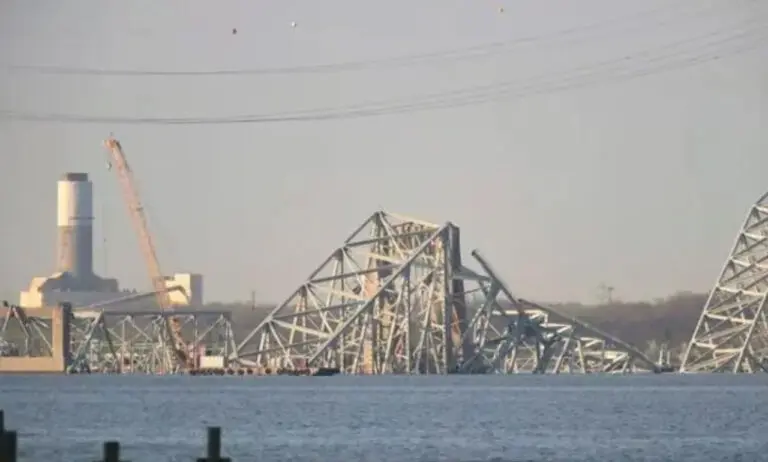 Autoridades estadounidenses hallan un nuevo cuerpo del accidente en el puente de Baltimore