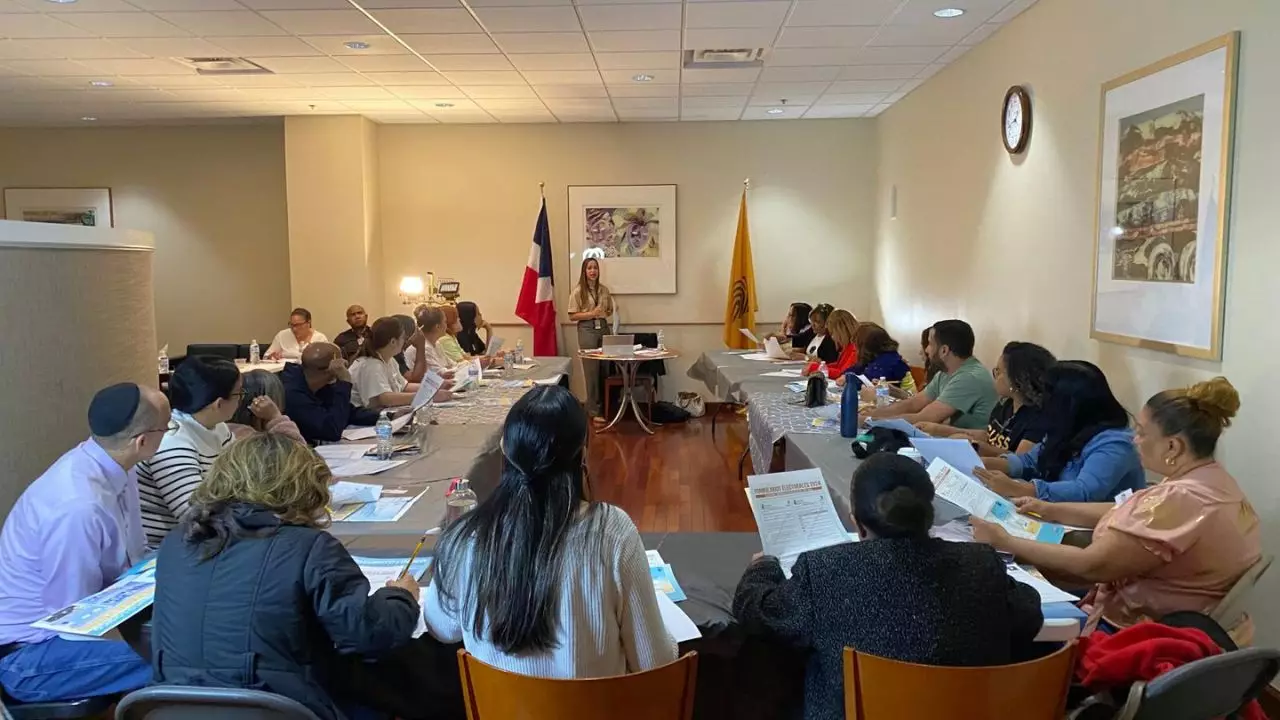 JCE capacita aspirantes a Colegios Electorales y técnicos de recintos para elecciones del 19 de mayo