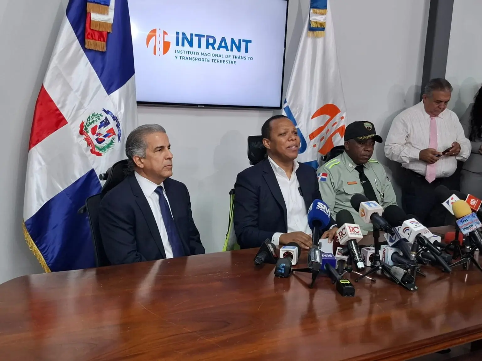 Intrant solicita investigar a Transcore Latam por reemplazar dispositivos de sem&aacute;foro sin consentimiento