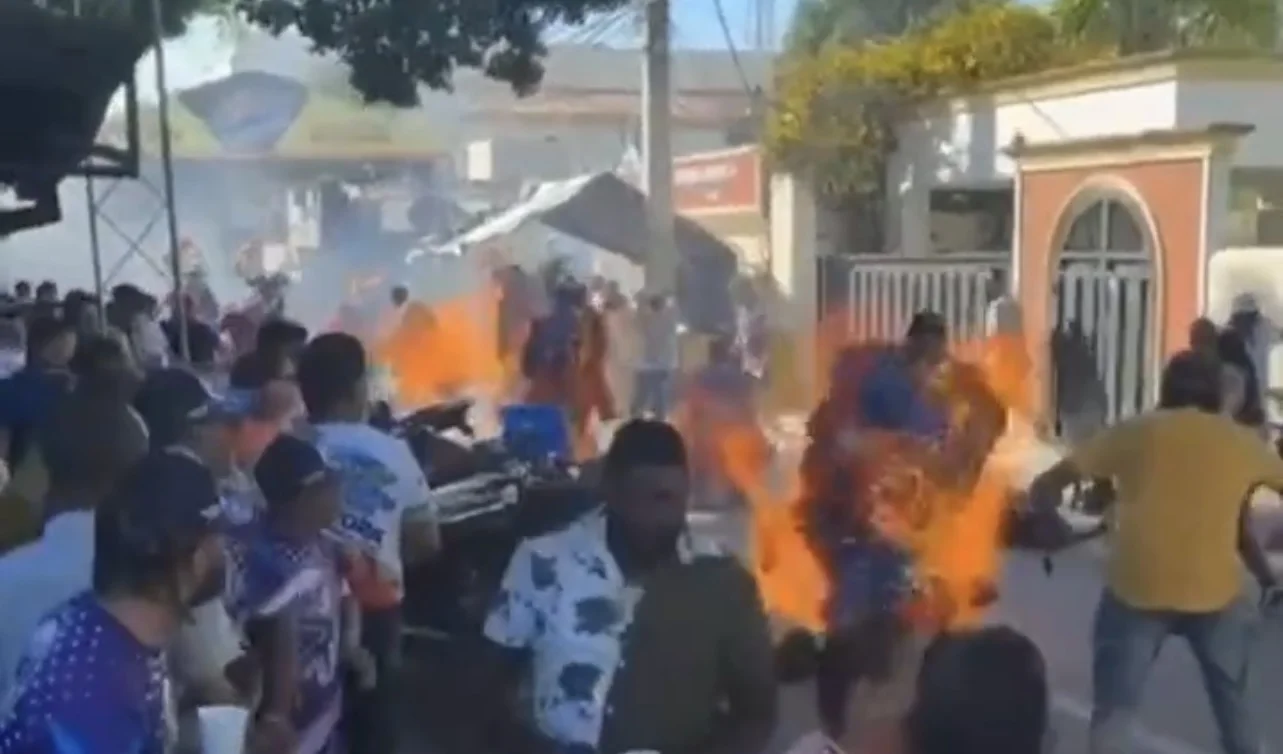 Seis personas en estado &ldquo;delicado&rdquo; en la tragedia del carnaval de Salcedo