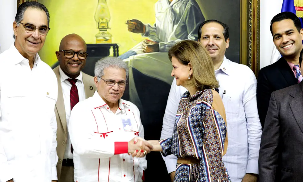 CMD y Gobierno acuerdan aumento salarial de 25%