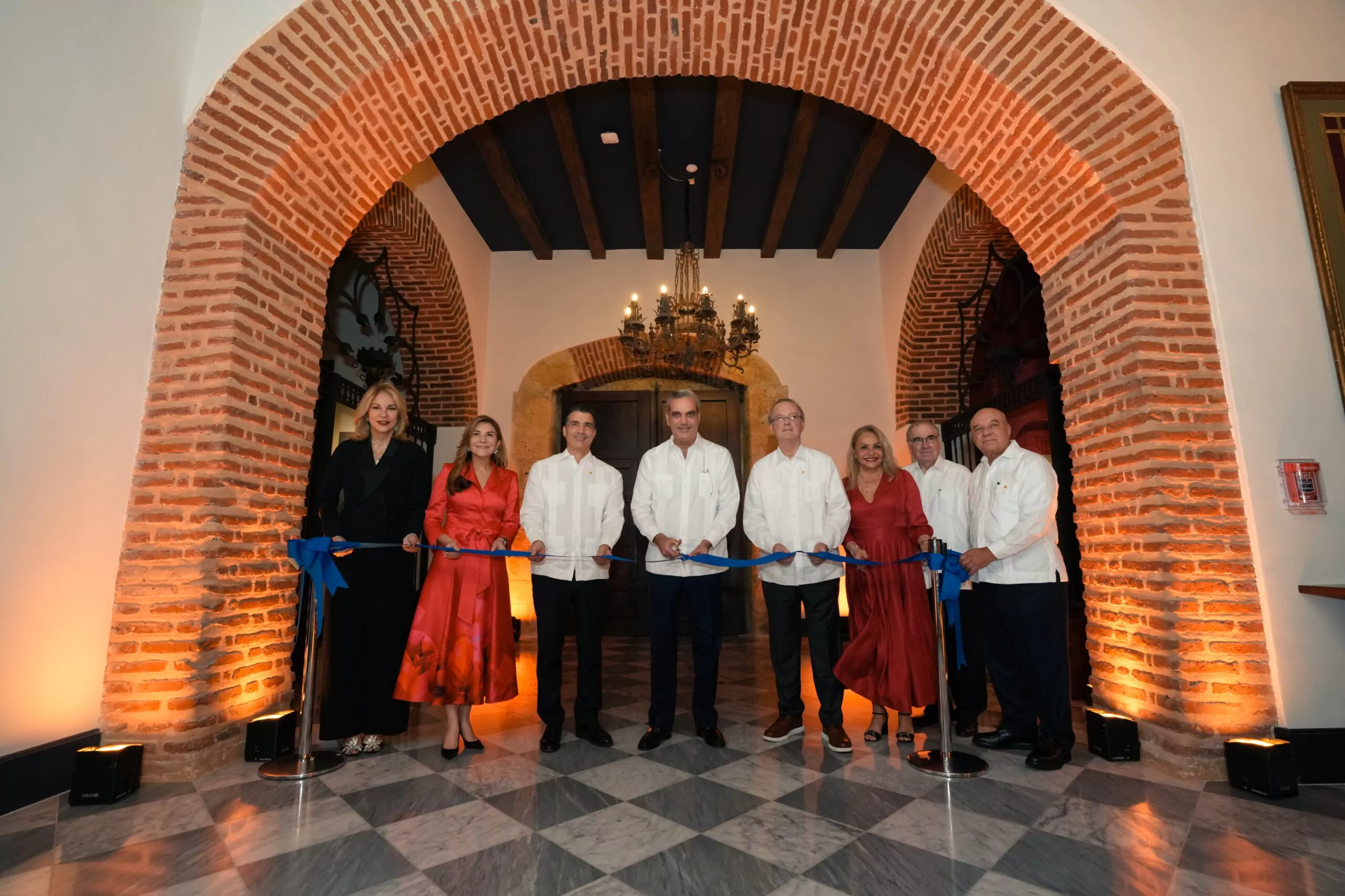 Presidente Luis Abinader entrega Centro Cultural Taíno Casa del Cordón