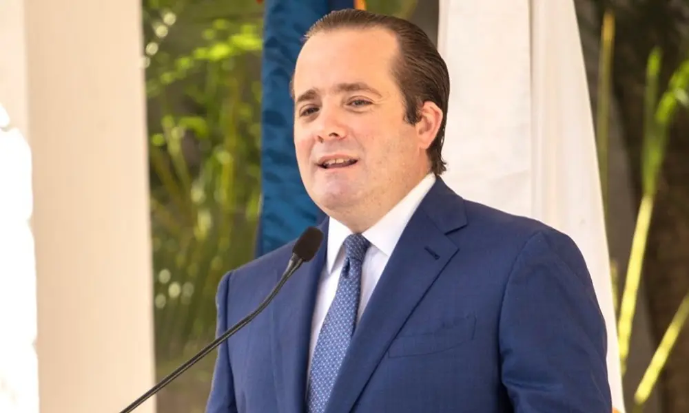 Paliza pide a la JCE convocar por candidaturas independientes