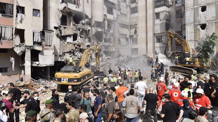 Bombardeos israel&iacute;es deja 2.400 muertos