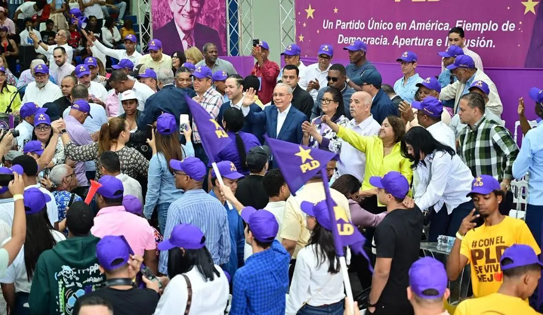 Danilo Medina: &ldquo;El que quiera alianza que se al&iacute;e con el PLD&rdquo;