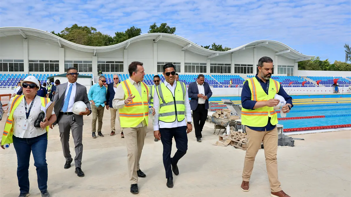 Ministros Kelvin Cruz e Ito Bison&oacute; inspeccionan avances de obras para Juegos Centroamericanos