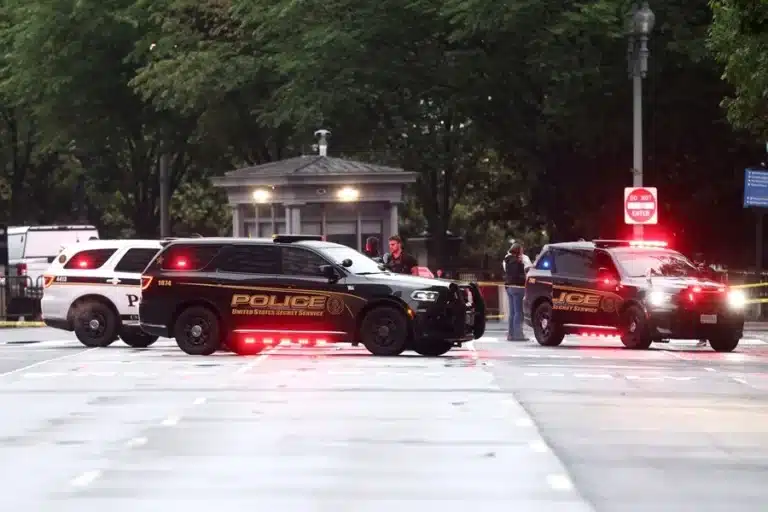 Dos heridos tras tiroteo en las afueras de la Casa Blanca