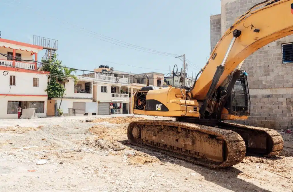 MIVHED avanza transformaci&oacute;n vial de Los Praditos con finalizaci&oacute;n de demoliciones en calles 9 y 11