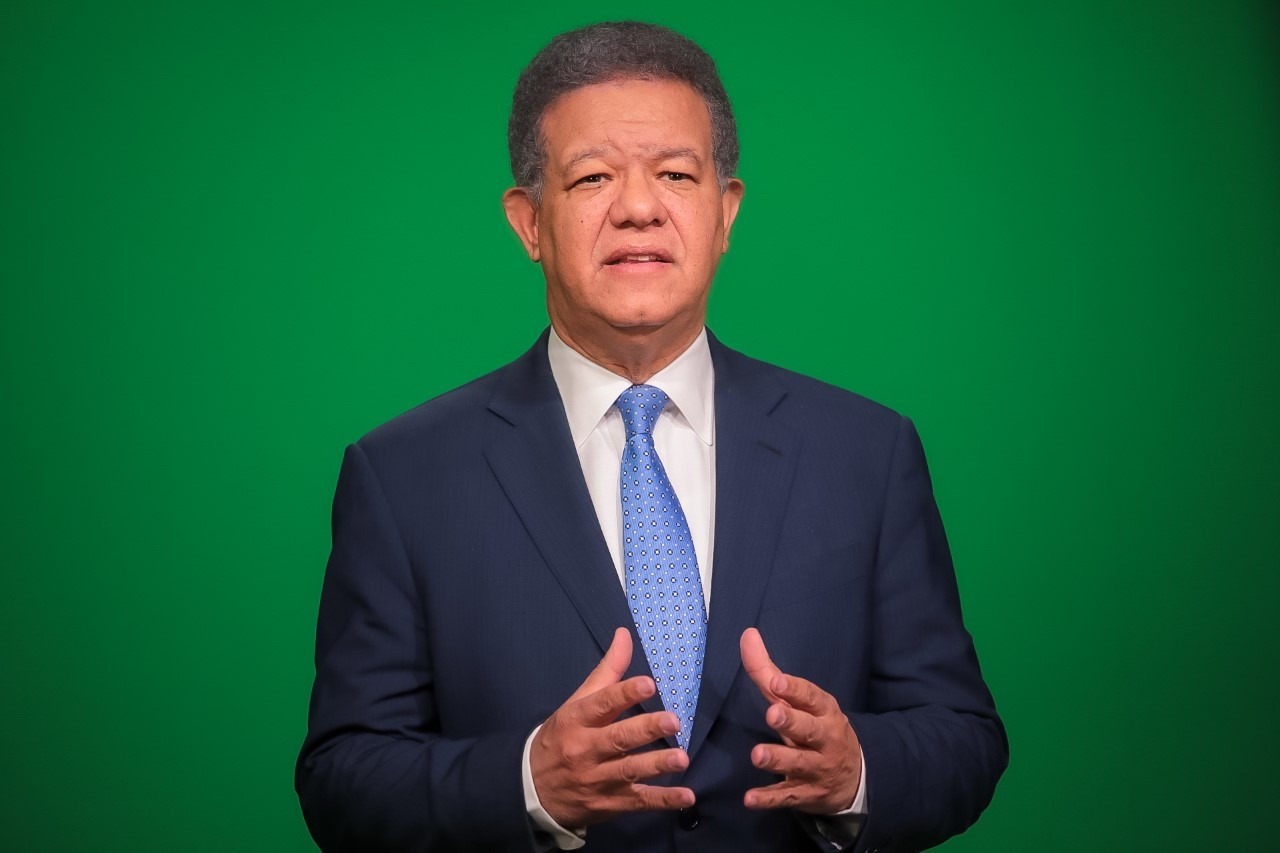 Leonel Fern&aacute;ndez llama al di&aacute;logo y afirma que &ldquo;es la &uacute;nica salida&rdquo; para garantizar la paz en Venezuela