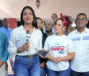 Betty Ger&oacute;nimo promete calles asfaltadas y un nuevo mercado para Villa Mella