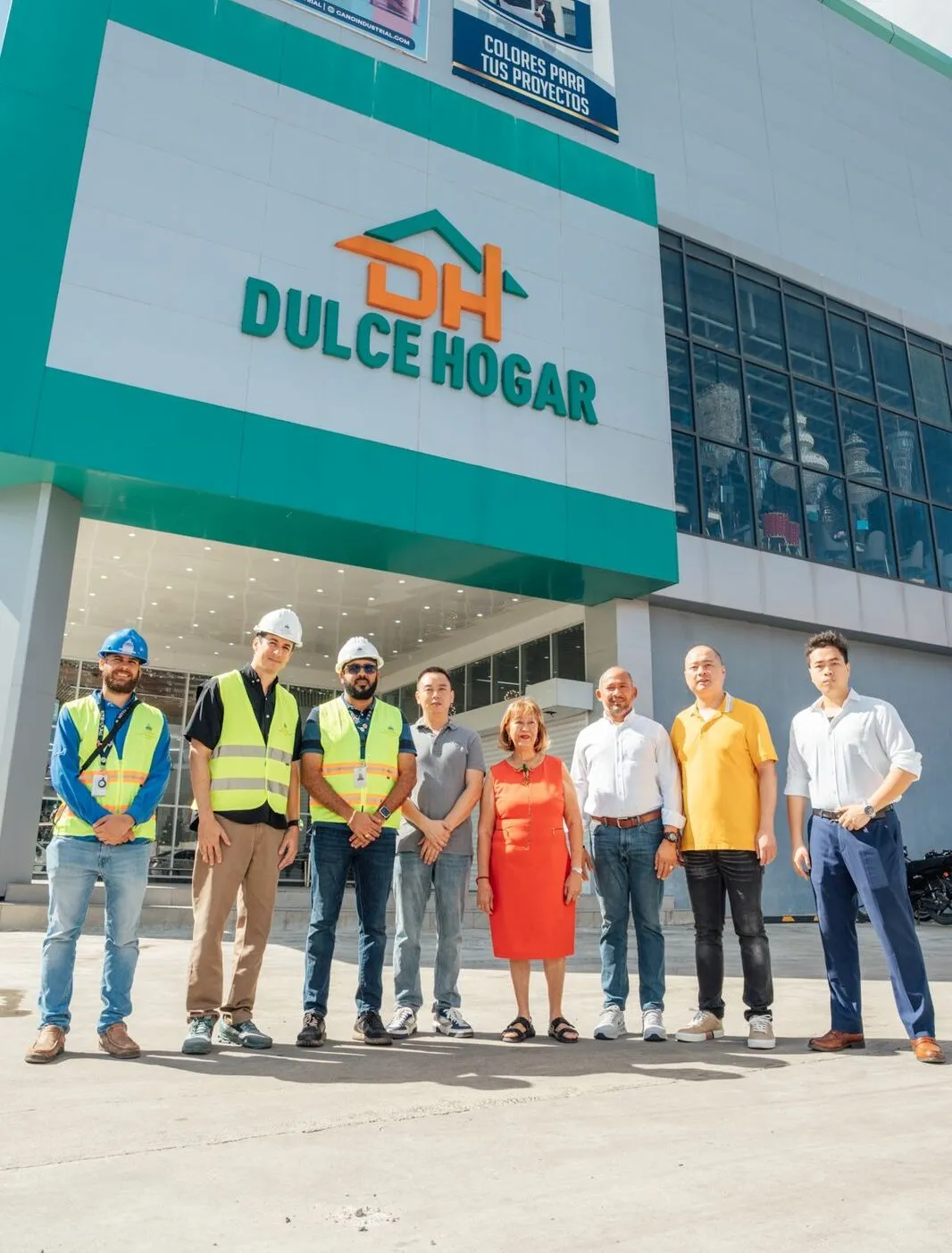 Mived autoriza reapertura de tienda Dulce Hogar tras reforzamiento estructural