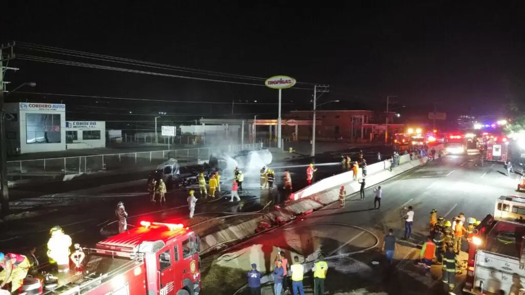 Muere chofer tanquero afectado incendio