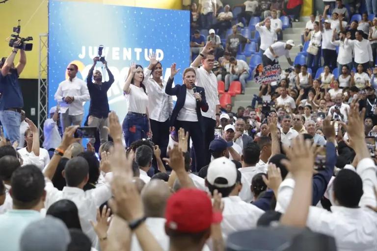 Carolina despliega su fuerza juvenil rumbo a 2028: &ldquo;Ustedes que est&aacute;n trabajando por este proyecto gobernar&aacute;n con este proyecto&rdquo;
