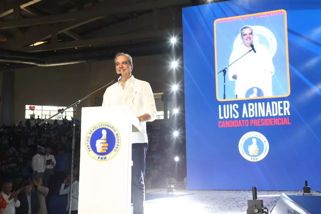 Abinader llama a votar por el PRM en todas las boletas este 19 de mayo