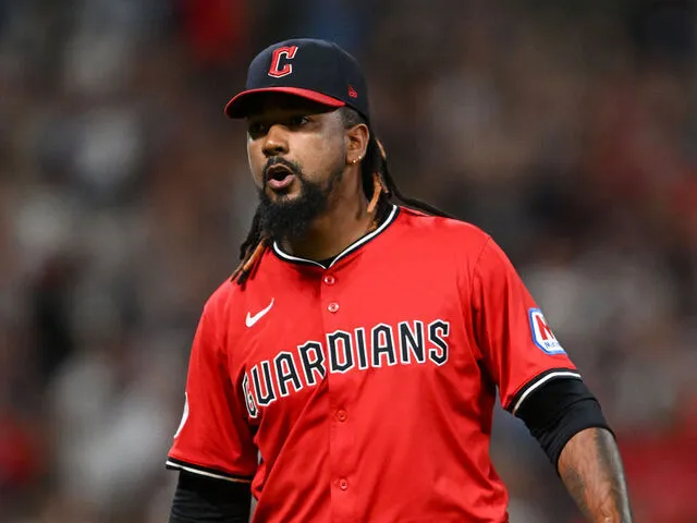 Emmanuel Clase se declara no culpable de cargos sobre apuestas