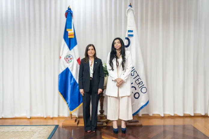 PGR y embajada EU fortalecen cooperaci&oacute;n contra narcotr&aacute;fico