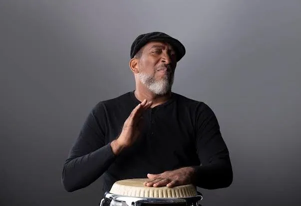 Fallece la madre del artista y productor musical Chich&iacute; Peralta