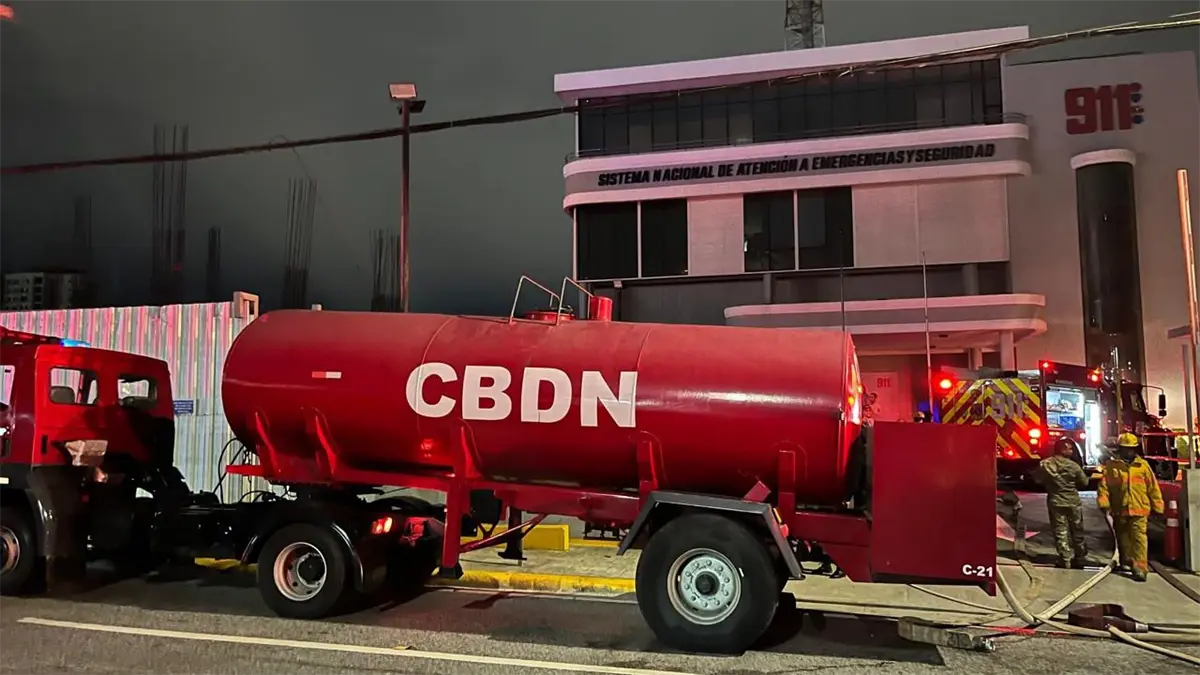 Se registra conato de incendio en sede central del Sistema Nacional de Emergencias 9-1-1 en la Lincoln
