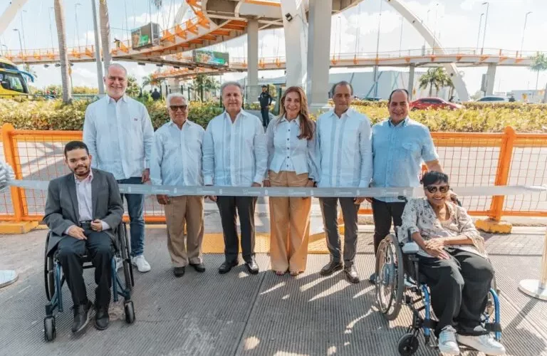 APAP y ADN rehabilitan accesos inclusivos de la Kennedy con Máximo Gómez