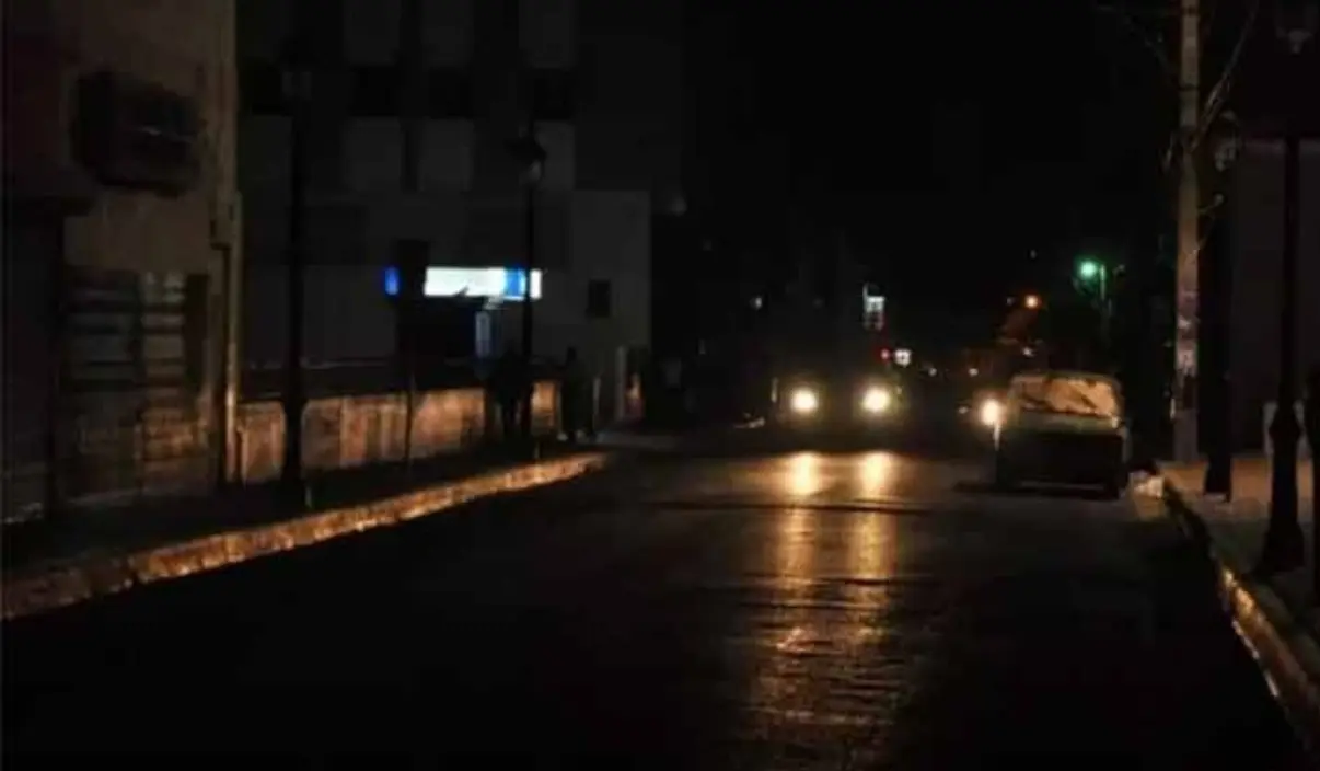 Apagones siguen afectando sectores del Gran Santo Domingo