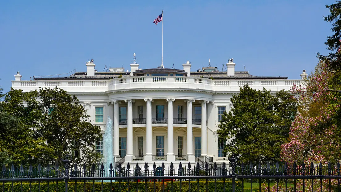 La Casa Blanca revela la carta que Trump enviará a nuevos ciudadanos estadounidenses
