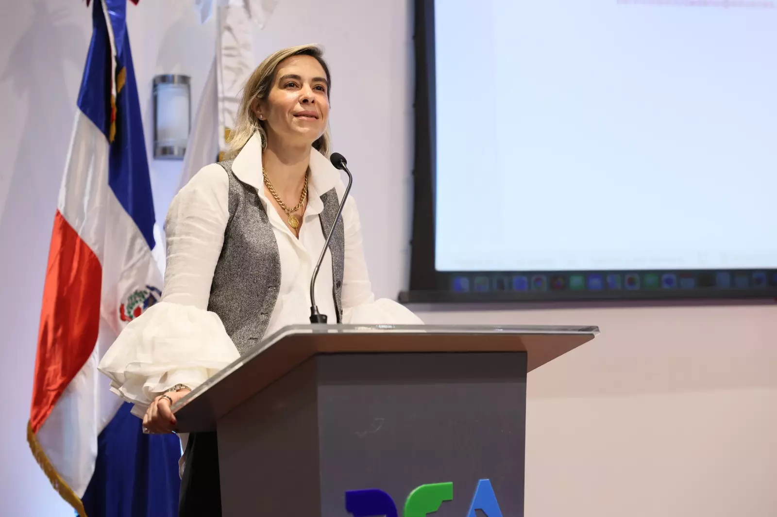 DGA presenta plataforma de servicios en línea