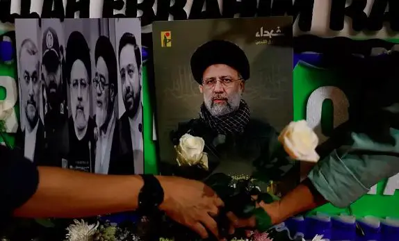 Ir&aacute;n cumple el primer d&iacute;a de luto oficial por la muerte del presidente Rais&iacute;