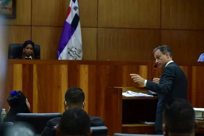Varían prisión por arresto domiciliario a la primera delatora de Jean Alain Rodríguez