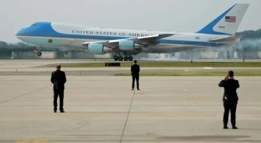 Biden llega a Corea del Sur en el comienzo de gira por este de Asia