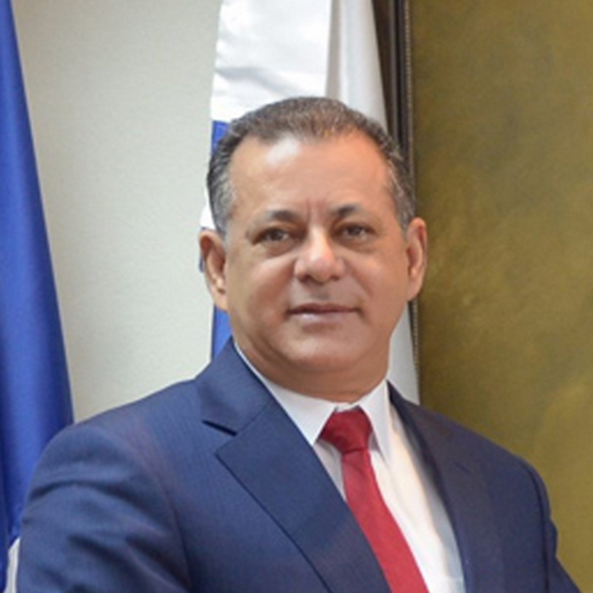 Abinader otorga pensión especial al exsuperintendente de Valores Gabriel Castro