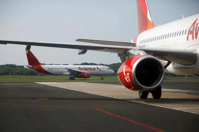 Dos polizones murieron congelados en un avi&oacute;n de Avianca; uno de ellos ten&iacute;a monedas dominicanas