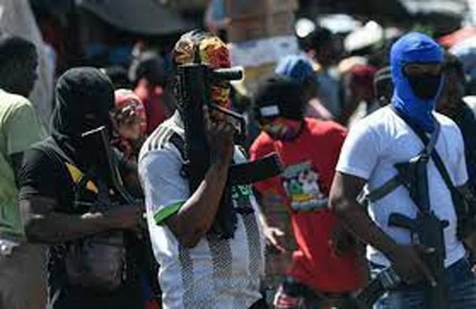 Liberan a dos haitiano-estadounidenses secuestrados en Haití hace un mes