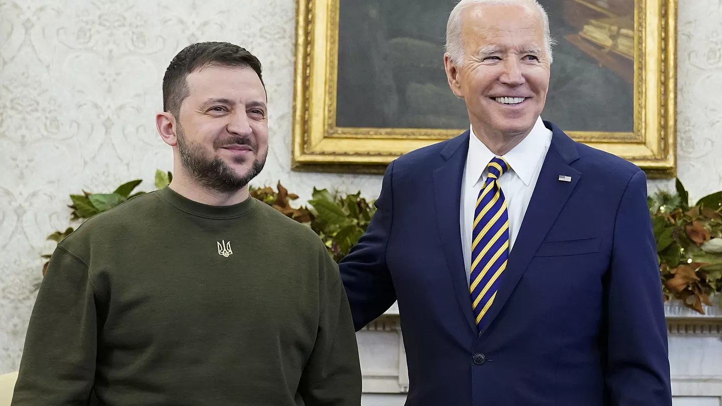 Biden afirma que Zelenski le ha garantizado que Ucrania no usar&aacute; los F-16 en territorio ruso