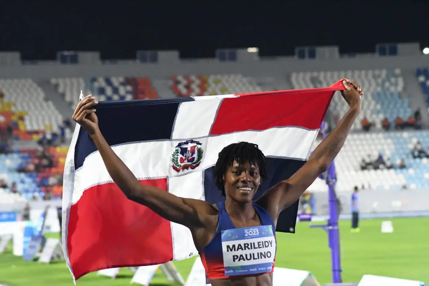 Marileidy Paulino rompe r&eacute;cord en Centroamericanos y gana oro en 400 metros planos