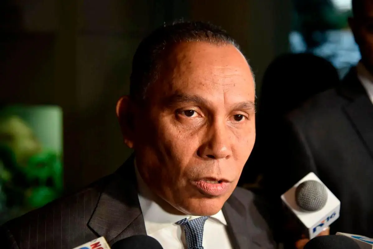 Radham&eacute;s Jim&eacute;nez dice el PRM lleva a sectores productivos a la quiebra
