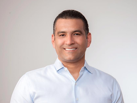 El aspirante a la alcald&iacute;a de SDE Luis Alberto Tejeda informa sobre el fallecimiento de su padre 