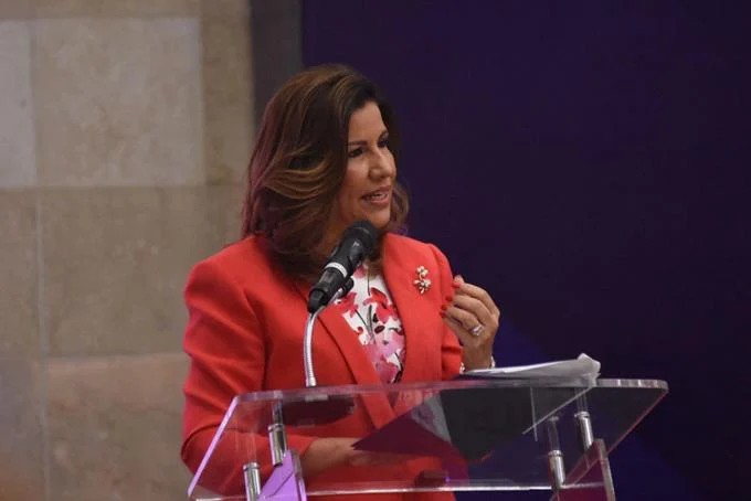 El PLD no puede inventar al escoger su candidatura