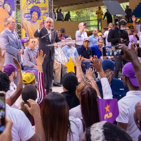 Danilo Medina afirma que este gobierno «es de pocos»