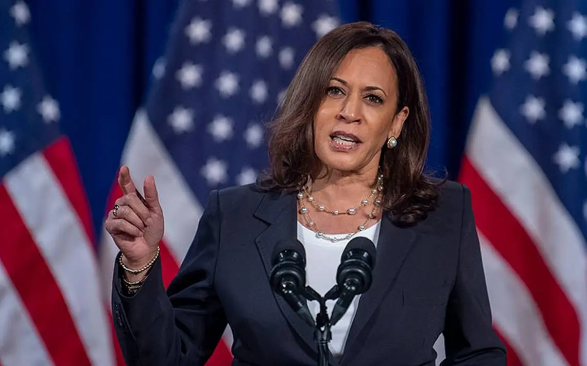 Kamala Harris pide que se proh&iacute;ban las armas de asalto en Estados Unidos