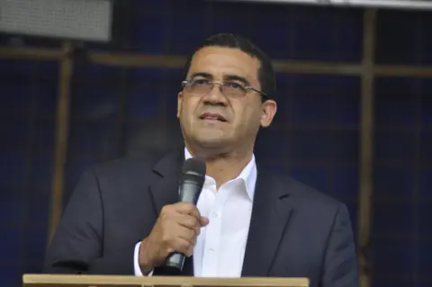 Ezequiel Molina hijo dice ❝Estamos de pie y avanzando❞