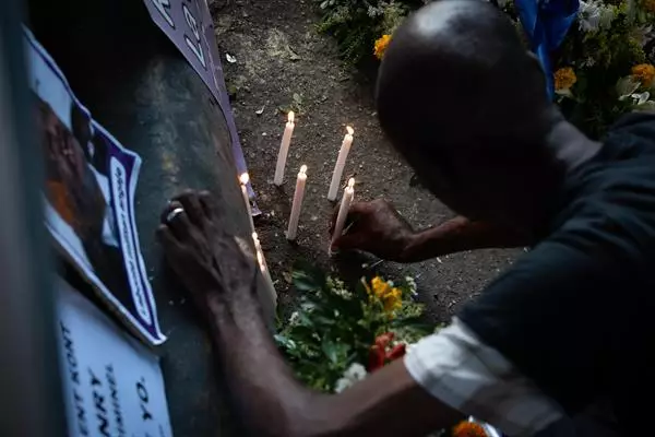 Rinden homenaje en Hait&iacute; a cientos de personas asesinadas por las bandas criminales