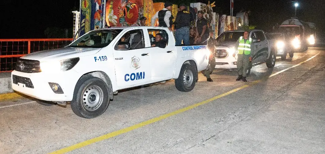 Migración detiene 118 haitianos ilegales en Loma de Blanco en Bonao