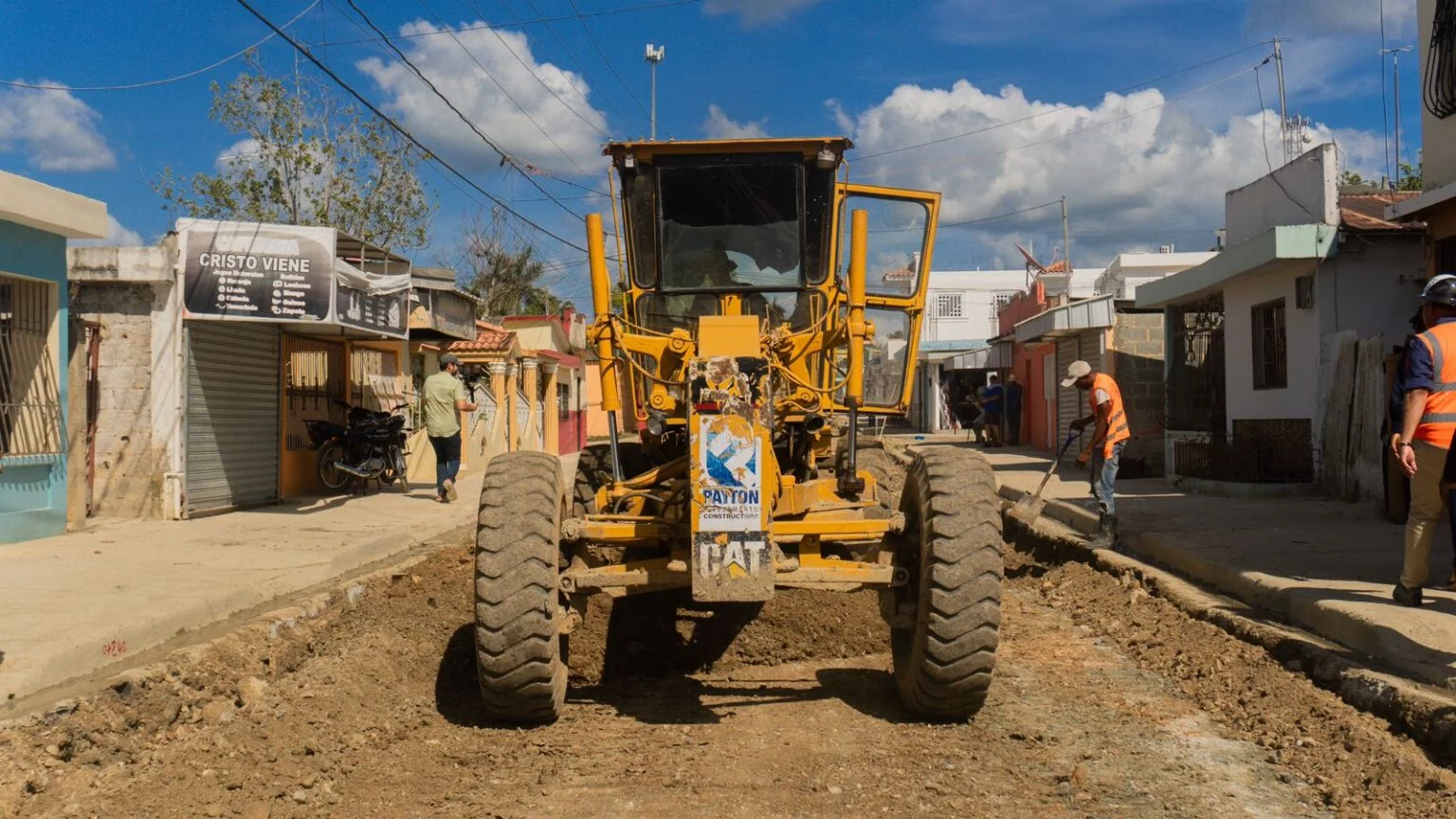 Ministro Deligne Ascenci&oacute;n supervisa obras ejecutadas en Sabana Grande de Boy&aacute;