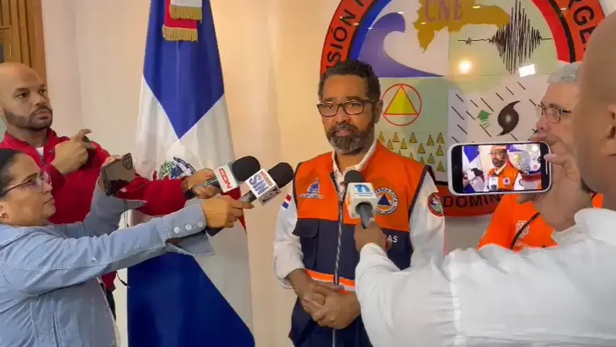localizados sanos y salvos bomberos espa&ntilde;oles que estaban desaparecidos en Loma de Bahoruco