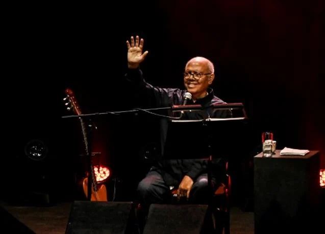 Pablo Milanés, la voz que cantó a la Revolución cubana y después se alejó