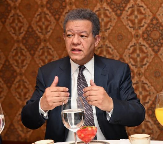 Leonel Fern&aacute;ndez celebra su cumplea&ntilde;os 69 a las puertas de una nueva aspiraci&oacute;n presidencial