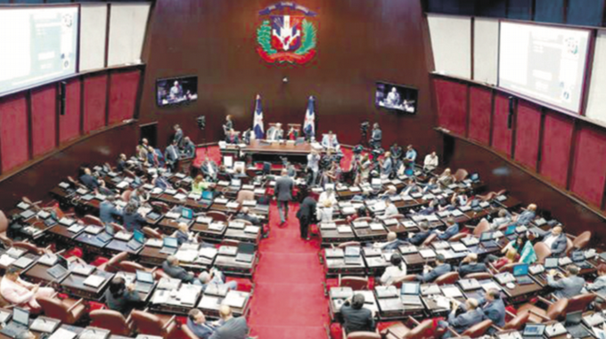 Congreso fija prioridades en extensi&oacute;n de legislatura