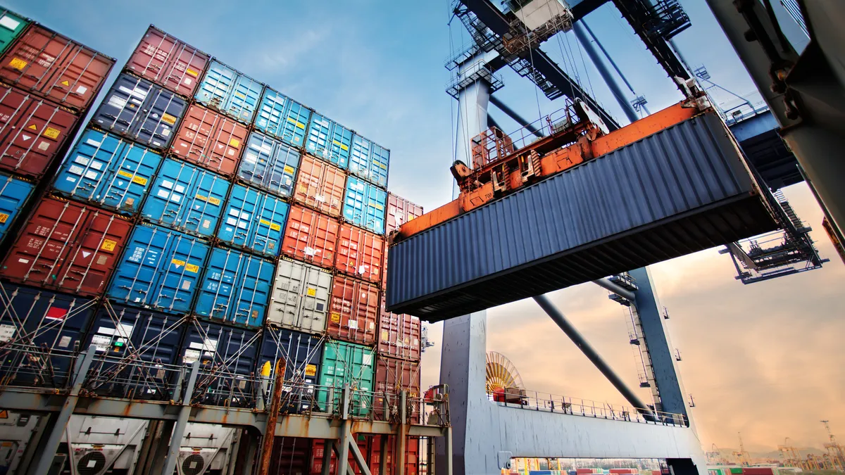 Importaciones totales crecieron un 35% en los primeros ocho meses del 2022