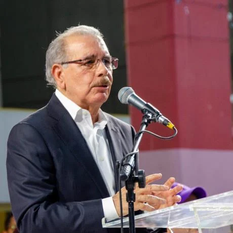 Danilo Medina est&aacute; desde el jueves en Estados Unidos, seg&uacute;n confirm&oacute; el director de Migraci&oacute;n