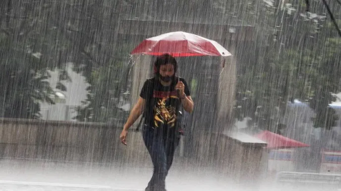 Continúan las lluvias este miércoles por vaguada; alertas y avisos vigentes
